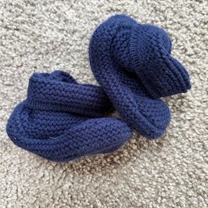 GAP Baby Navy Blue Knit Booties